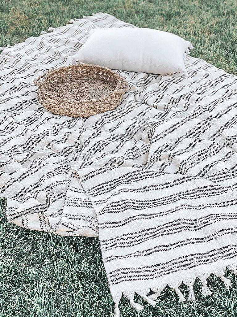Oversized Picnic Blanket